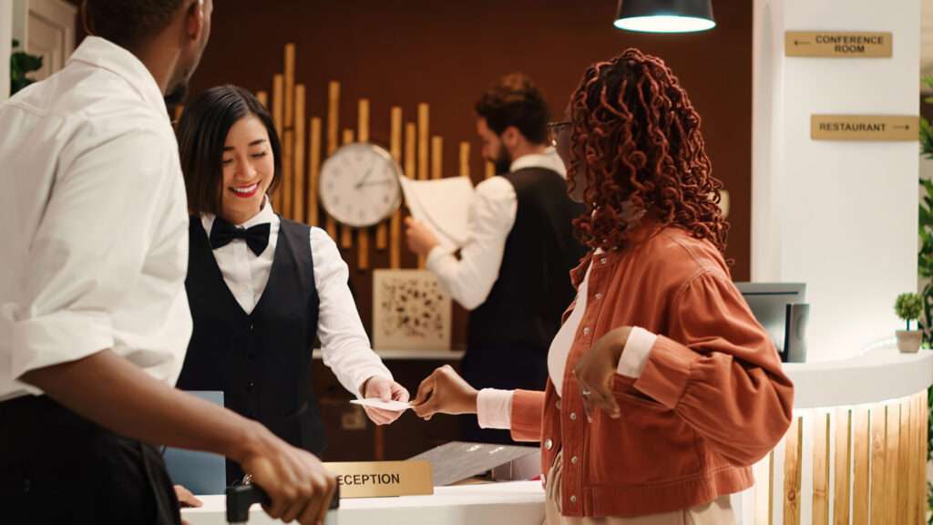 Hotel Desk_web U.S. luxury hospitality market